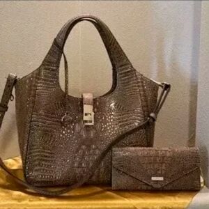 Brahmin Small Carla With Matching Veronica Wallet